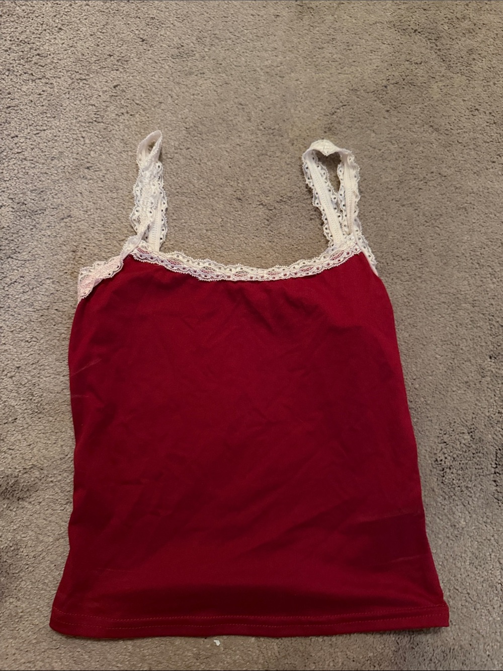 Women’s lace cropped cami